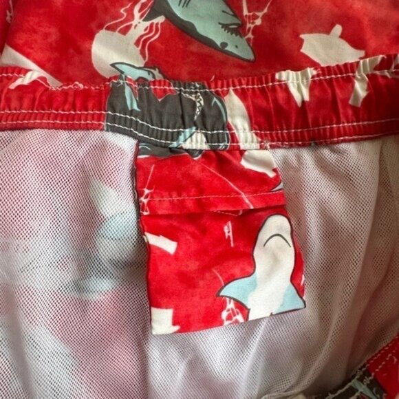 Peter Millar Men's XL Swim Trunks Red Shark Print Lined Nautical Shorts Pockets - Picture 8 of 10